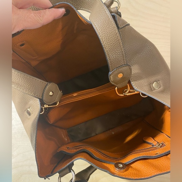 Shoulder Handbag ((P) - Picture 10 of 15